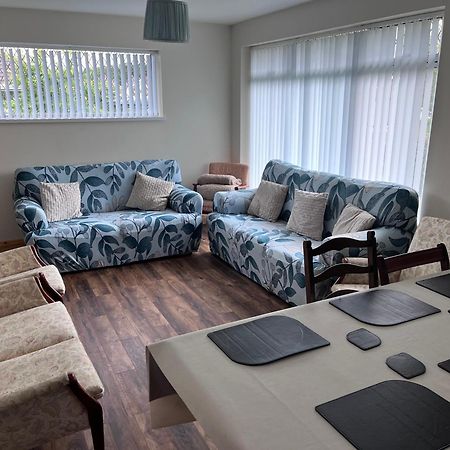 Spacious 5 Double Bed Bedroom Bungalow Near Belfast Лисберн Экстерьер фото