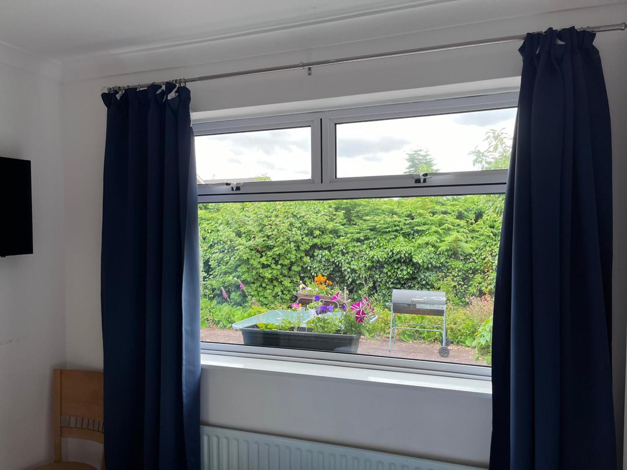 Spacious 5 Double Bed Bedroom Bungalow Near Belfast Лисберн Экстерьер фото